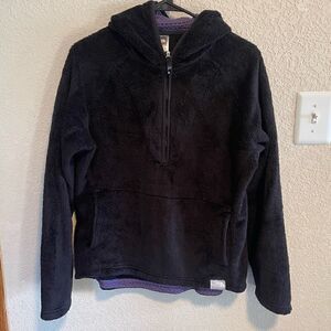 The North Face- Women’s Black Fuzzy Quarter ¼ Zip Hoodie Purple, Size Large